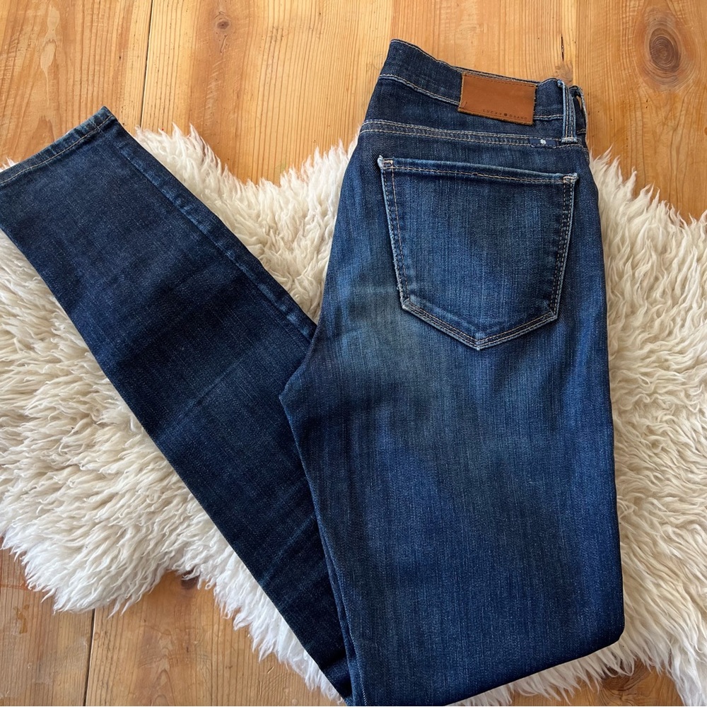 Lucky Brand Brooke Legging Jeans, dark wash, size 25.